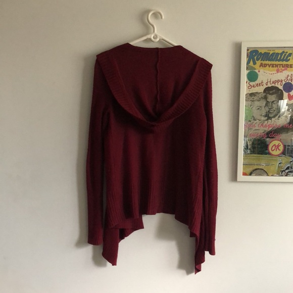 Red/Burgundy Hollister coat. - Picture 2 of 3